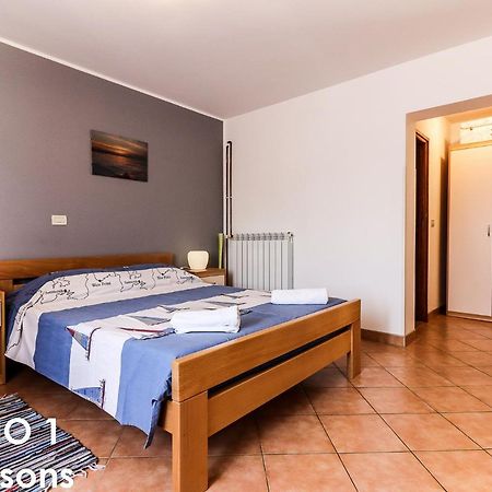Glamour Apartments Върсар Екстериор снимка