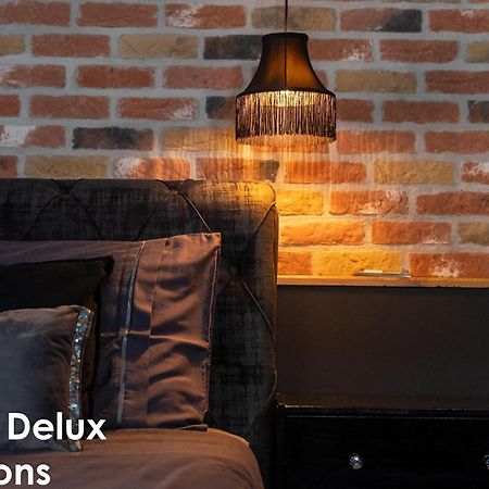 Glamour Apartments Върсар Екстериор снимка