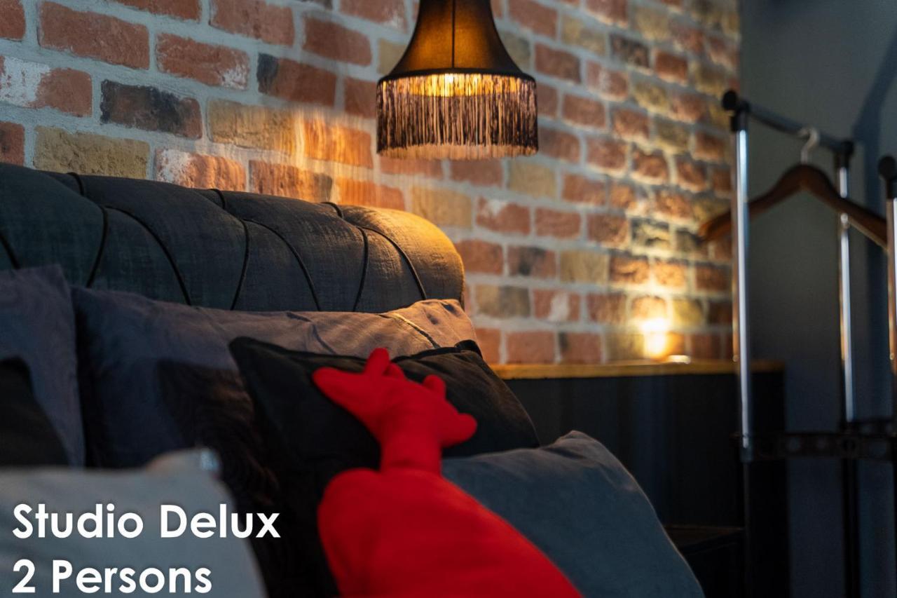 Glamour Apartments Върсар Екстериор снимка