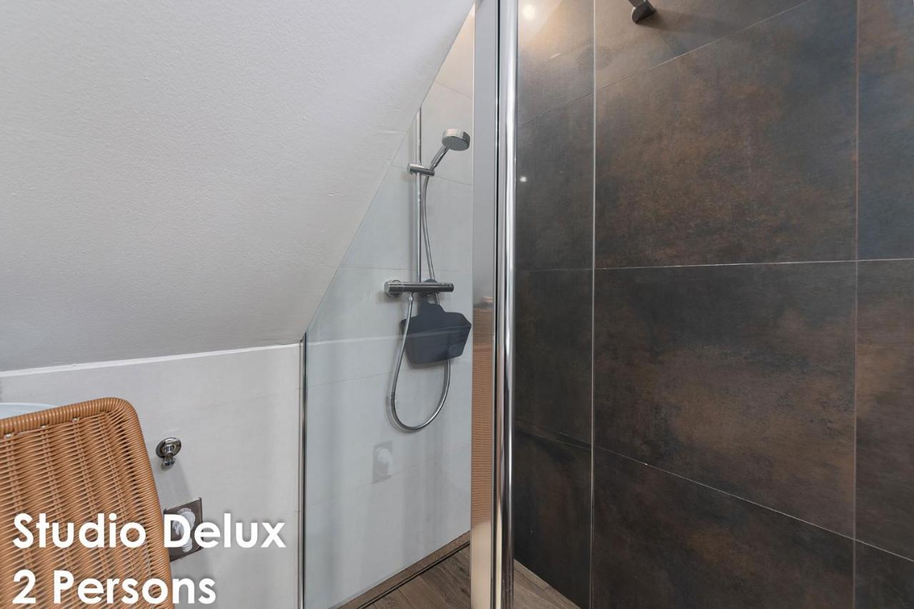 Glamour Apartments Върсар Екстериор снимка