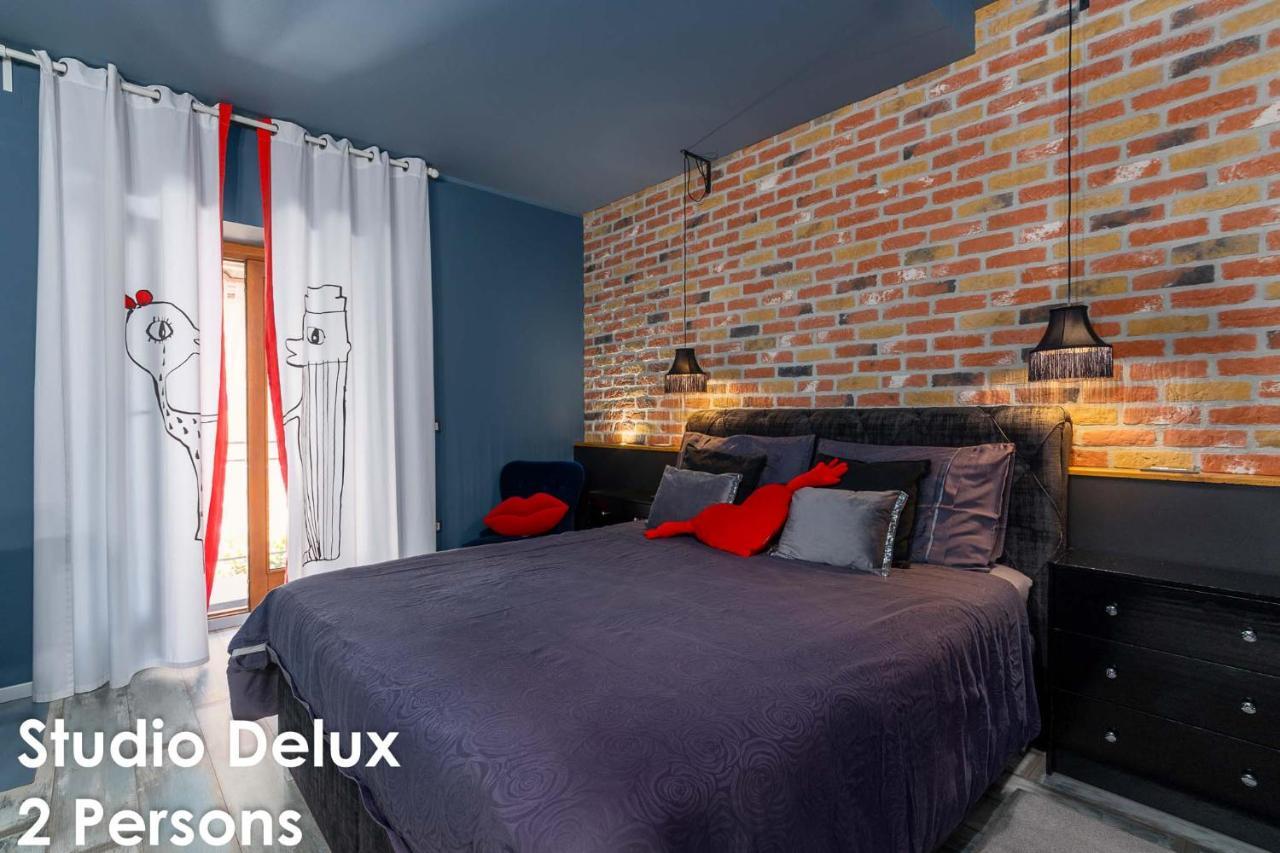 Glamour Apartments Върсар Екстериор снимка